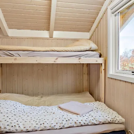 2 Bedroom Cozy In Juelsminde Casa de Férias Sonderby (Midtjylland)